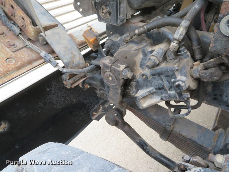 image for item DI2038 1995 Ford L9000 vacuum truck