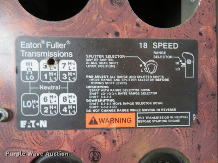 image for item DI2040 2002 International 5600i vacuum truck