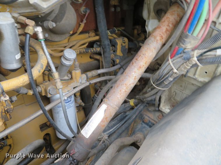 image for item DI2040 2002 International 5600i vacuum truck