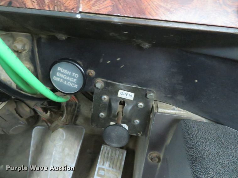 image for item DI2041 1999 International Paystar 5000 vacuum truck