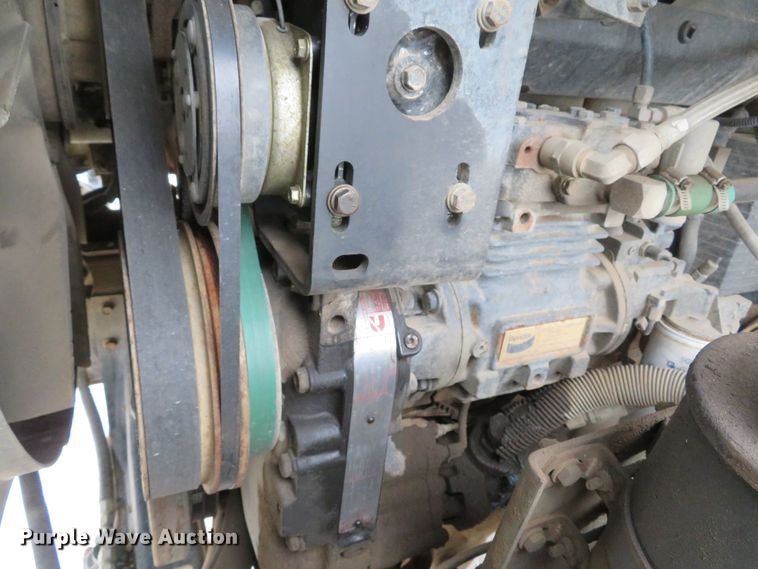 image for item DI2041 1999 International Paystar 5000 vacuum truck