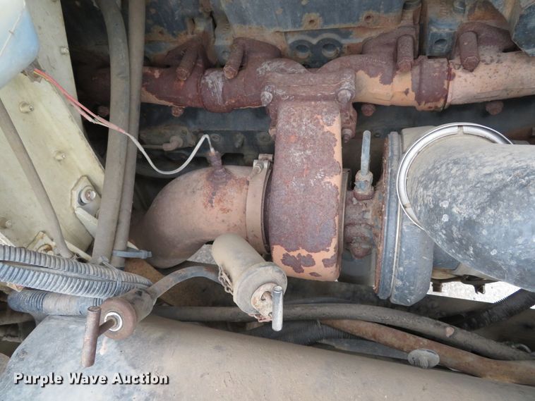 image for item DI2041 1999 International Paystar 5000 vacuum truck