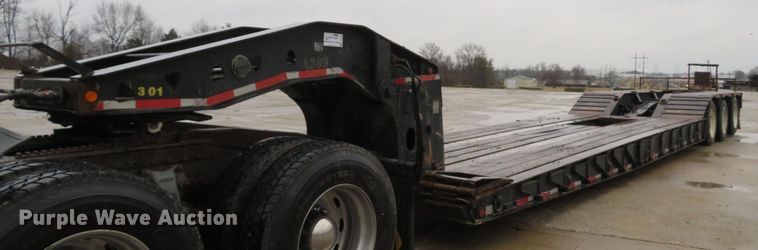 image for item DI2043 2002 Trail King TK110HD low boy equipment trailer