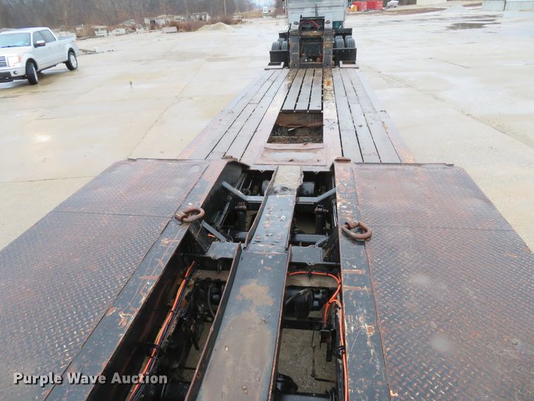 image for item DI2043 2002 Trail King TK110HD low boy equipment trailer