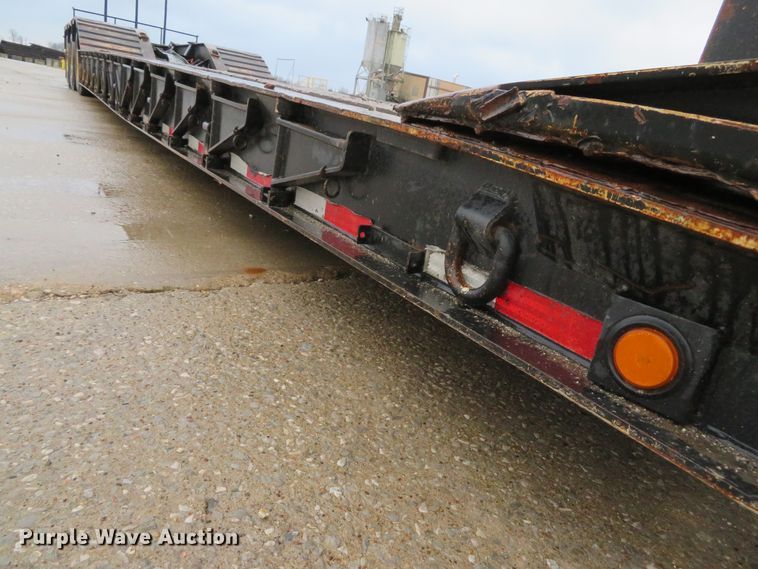 image for item DI2043 2002 Trail King TK110HD low boy equipment trailer