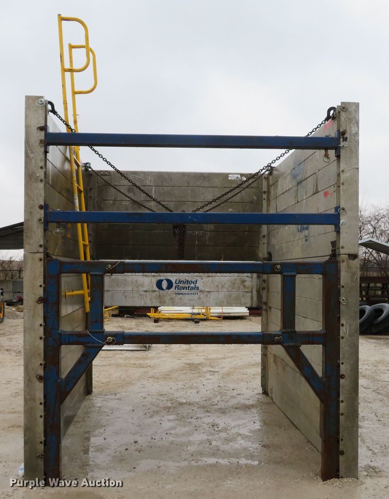 image for item DI2044 Speed Shore trench box