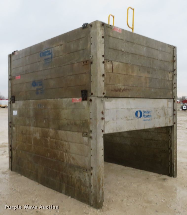image for item DI2044 Speed Shore trench box