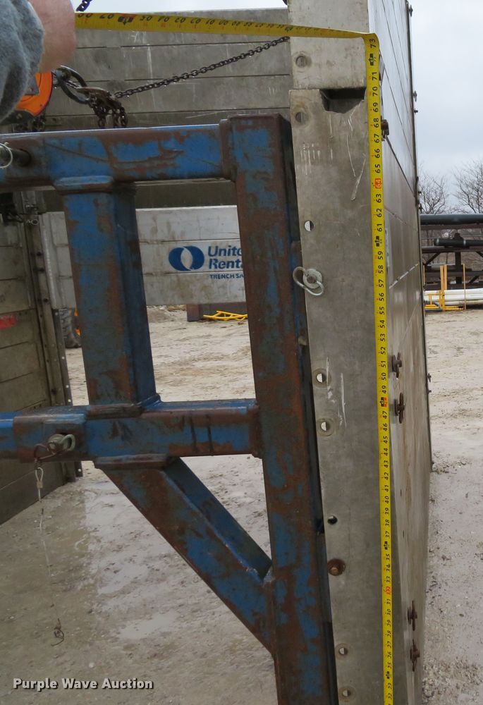 image for item DI2044 Speed Shore trench box