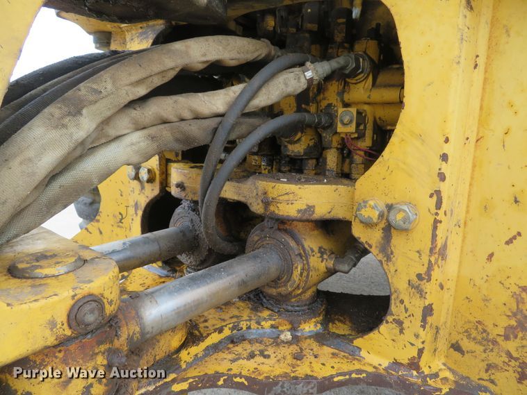 image for item DI2046 1998 John Deere 310SE backhoe