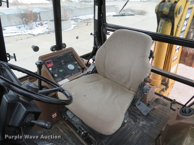 image for item DI2046 1998 John Deere 310SE backhoe