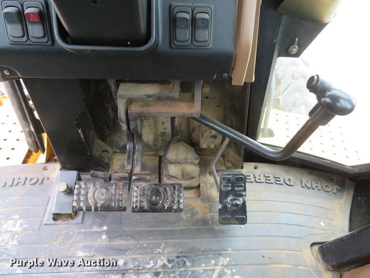 image for item DI2046 1998 John Deere 310SE backhoe