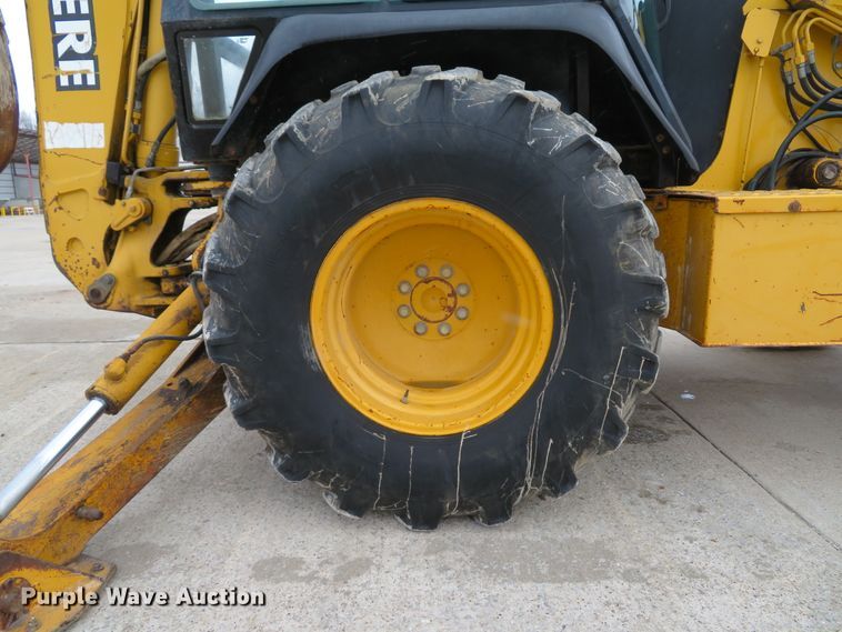 image for item DI2046 1998 John Deere 310SE backhoe