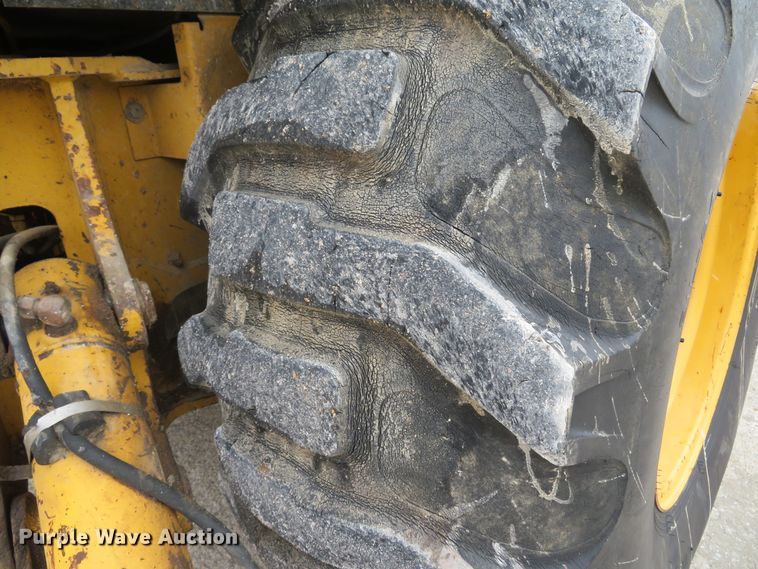 image for item DI2046 1998 John Deere 310SE backhoe