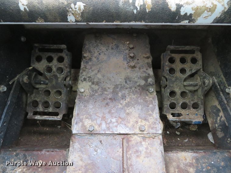 image for item DI2047 2000 Bobcat 773 skid steer