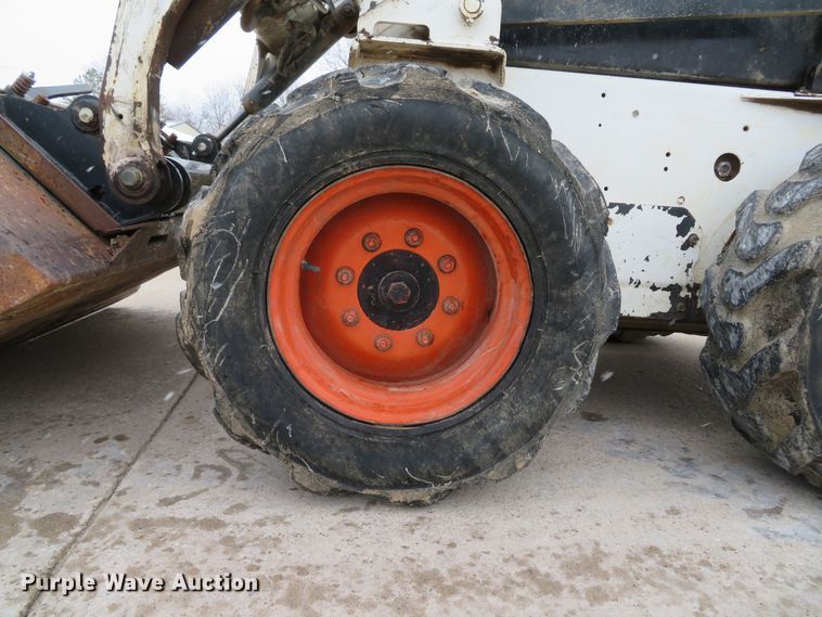 image for item DI2047 2000 Bobcat 773 skid steer