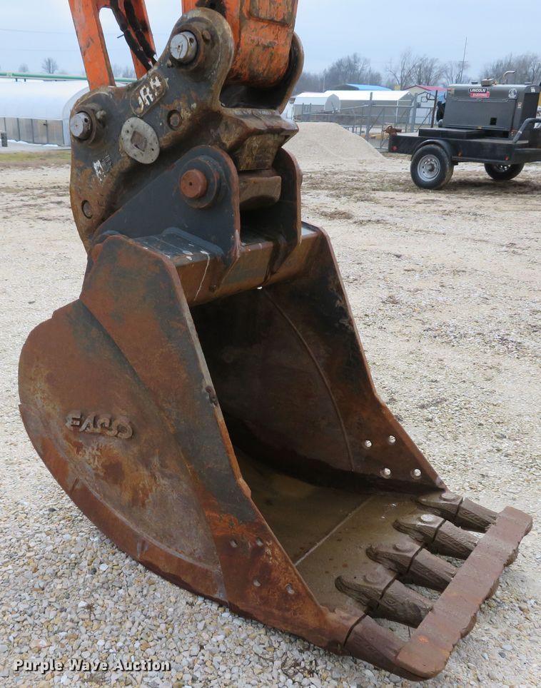 image for item DI2048 2014 Doosan DX225LC-3 excavator
