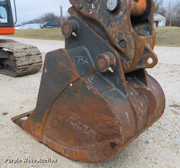 image for item DI2048 2014 Doosan DX225LC-3 excavator