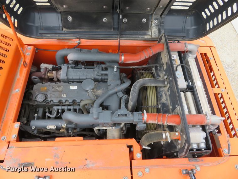 image for item DI2048 2014 Doosan DX225LC-3 excavator