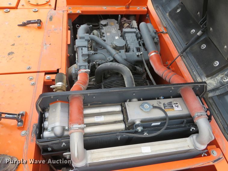 image for item DI2048 2014 Doosan DX225LC-3 excavator