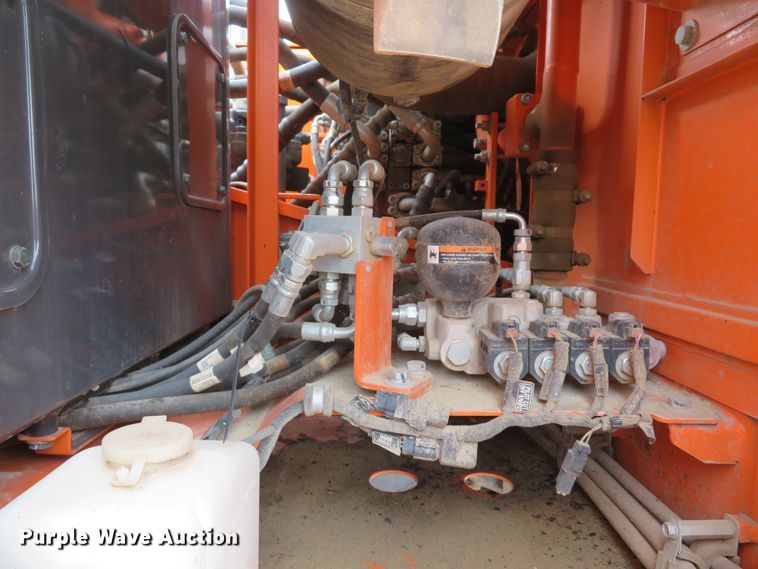 image for item DI2048 2014 Doosan DX225LC-3 excavator