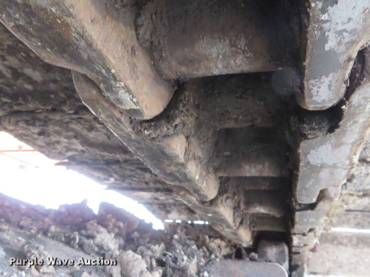 image for item DI2048 2014 Doosan DX225LC-3 excavator