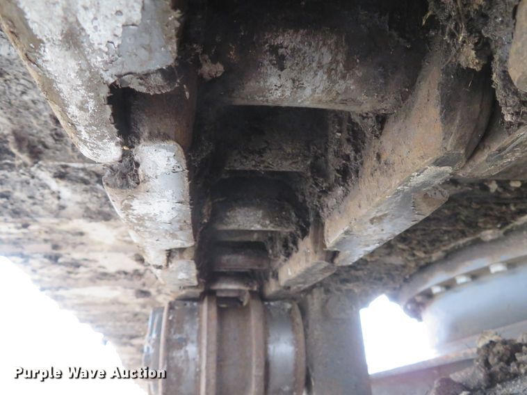 image for item DI2048 2014 Doosan DX225LC-3 excavator