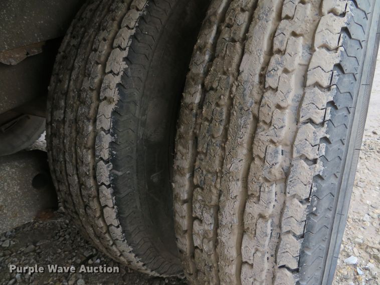 image for item DI2049 2000 Vactron PMD-800DT hydrovac trailer