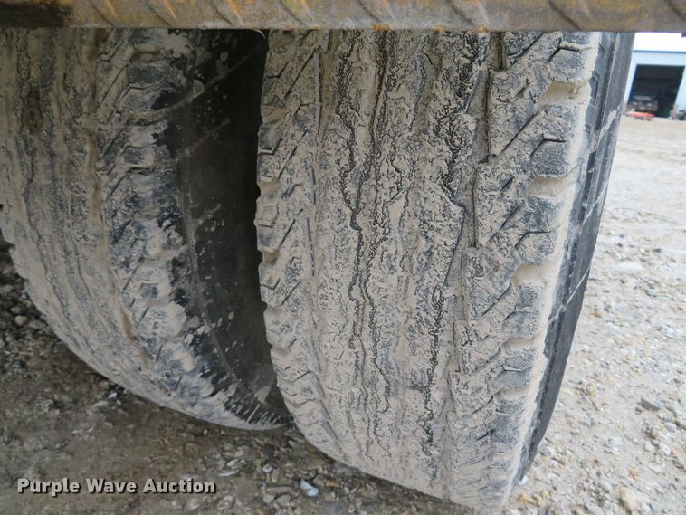 image for item DI2049 2000 Vactron PMD-800DT hydrovac trailer