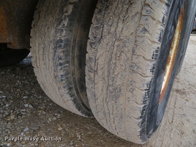 image for item DI2049 2000 Vactron PMD-800DT hydrovac trailer