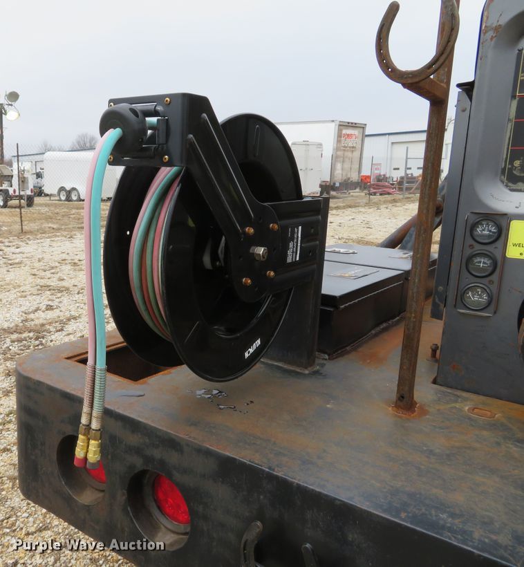 image for item DI2054 Lincoln Pipeliner 200D welder