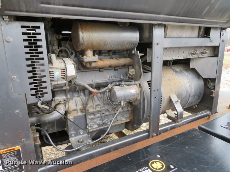 image for item DI2054 Lincoln Pipeliner 200D welder