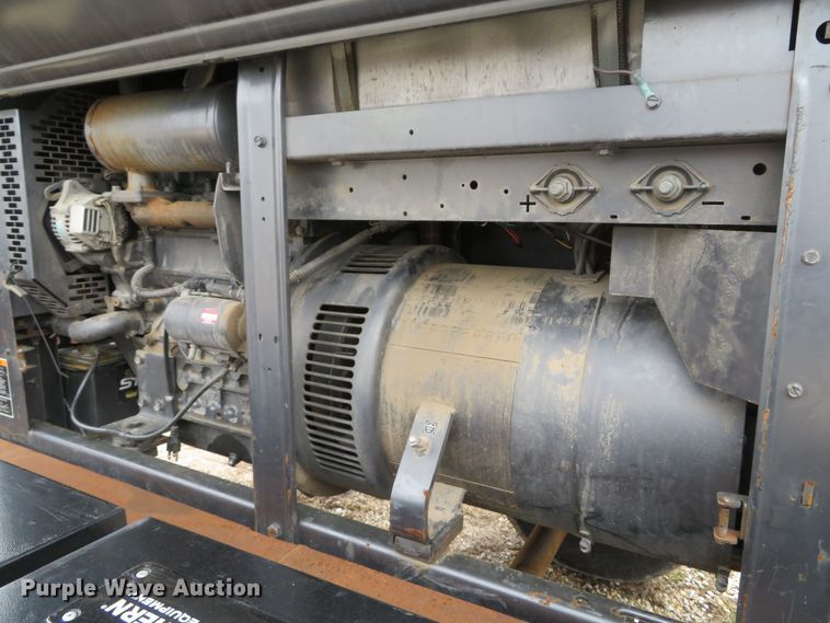 image for item DI2054 Lincoln Pipeliner 200D welder