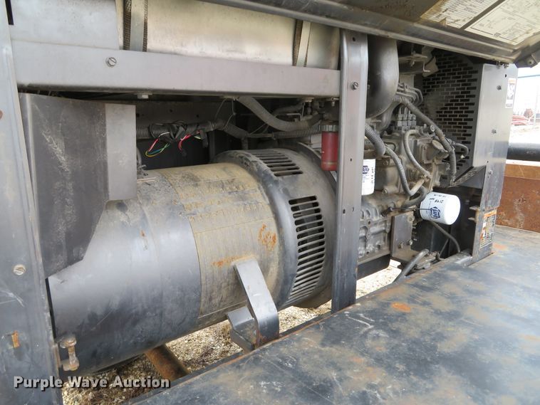 image for item DI2054 Lincoln Pipeliner 200D welder