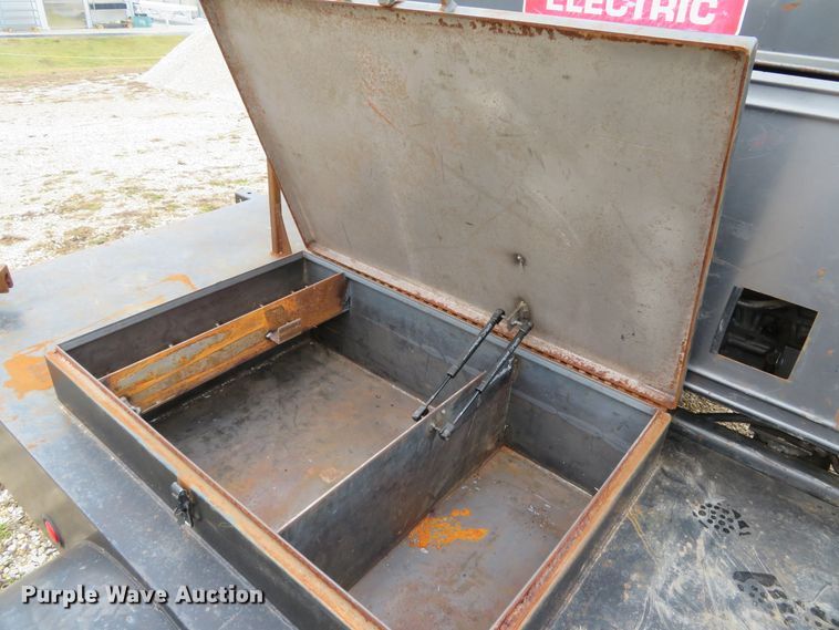 image for item DI2054 Lincoln Pipeliner 200D welder