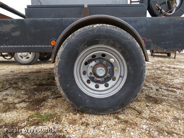 image for item DI2054 Lincoln Pipeliner 200D welder