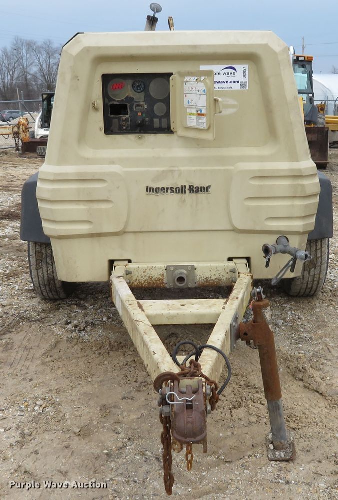 image for item DI2057 2006 Ingersoll Rand P185WJD air compressor