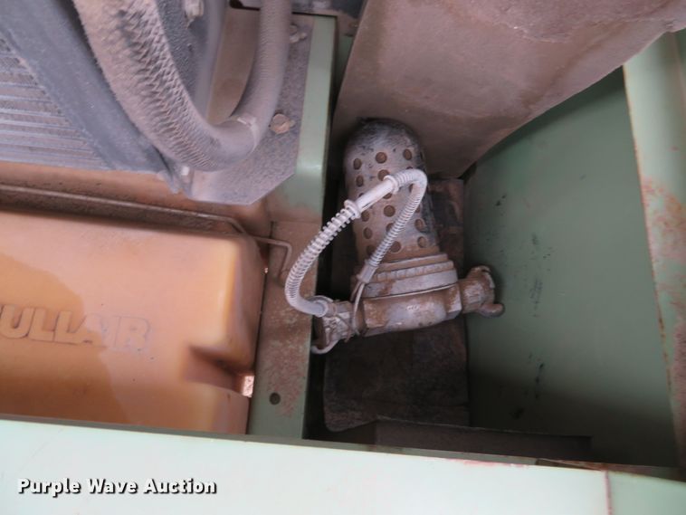 image for item DI2058 Sullair 185DPQ-JD air compressor