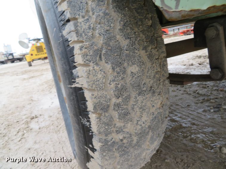 image for item DI2058 Sullair 185DPQ-JD air compressor