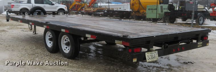 image for item DI2063 2011 Sure Trac ST10220TD02A-B-100 equipment trailer