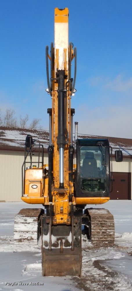 image for item FU9185 2014 JCB JS160 excavator