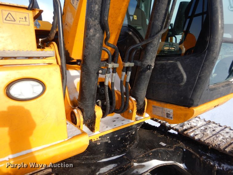 image for item FU9185 2014 JCB JS160 excavator