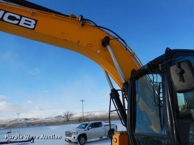 image for item FU9185 2014 JCB JS160 excavator