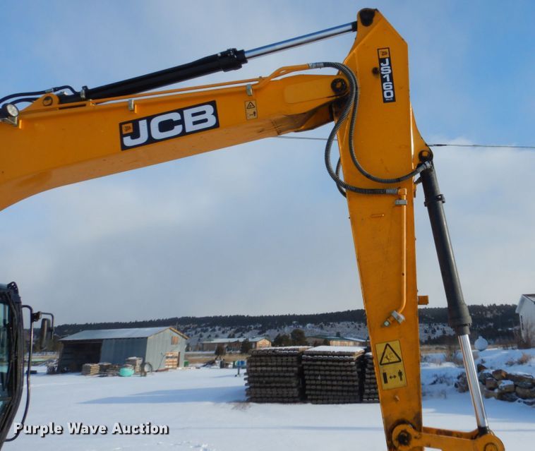 image for item FU9185 2014 JCB JS160 excavator