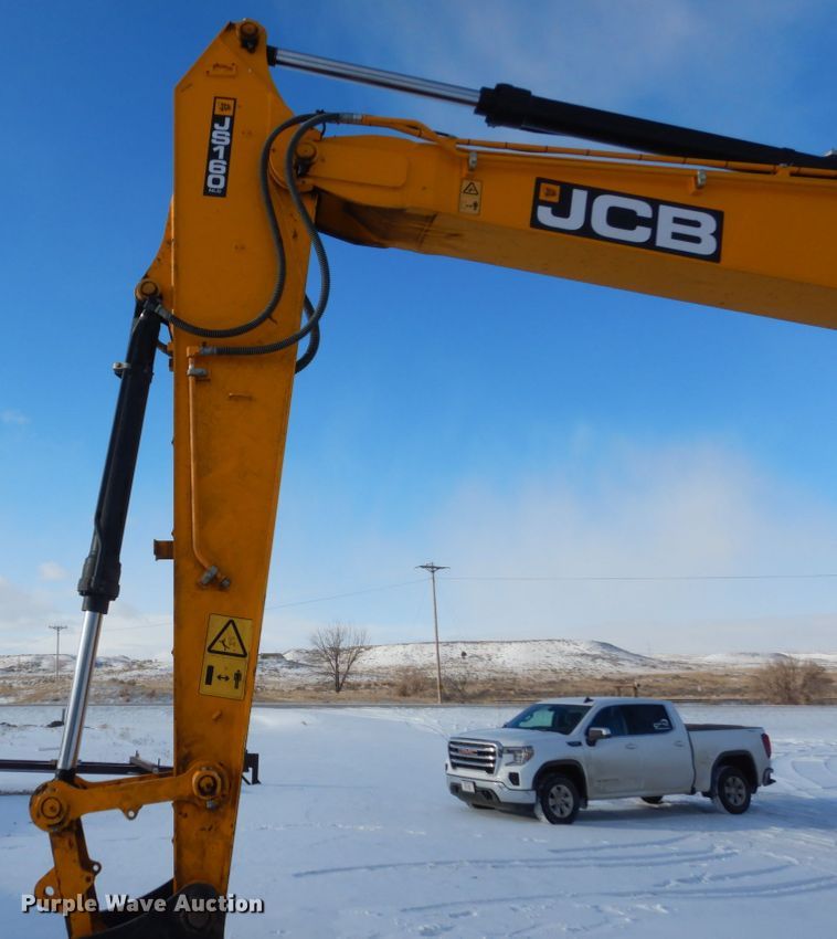 image for item FU9185 2014 JCB JS160 excavator