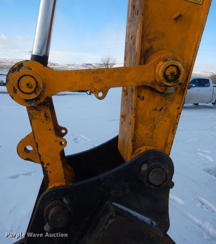 image for item FU9185 2014 JCB JS160 excavator