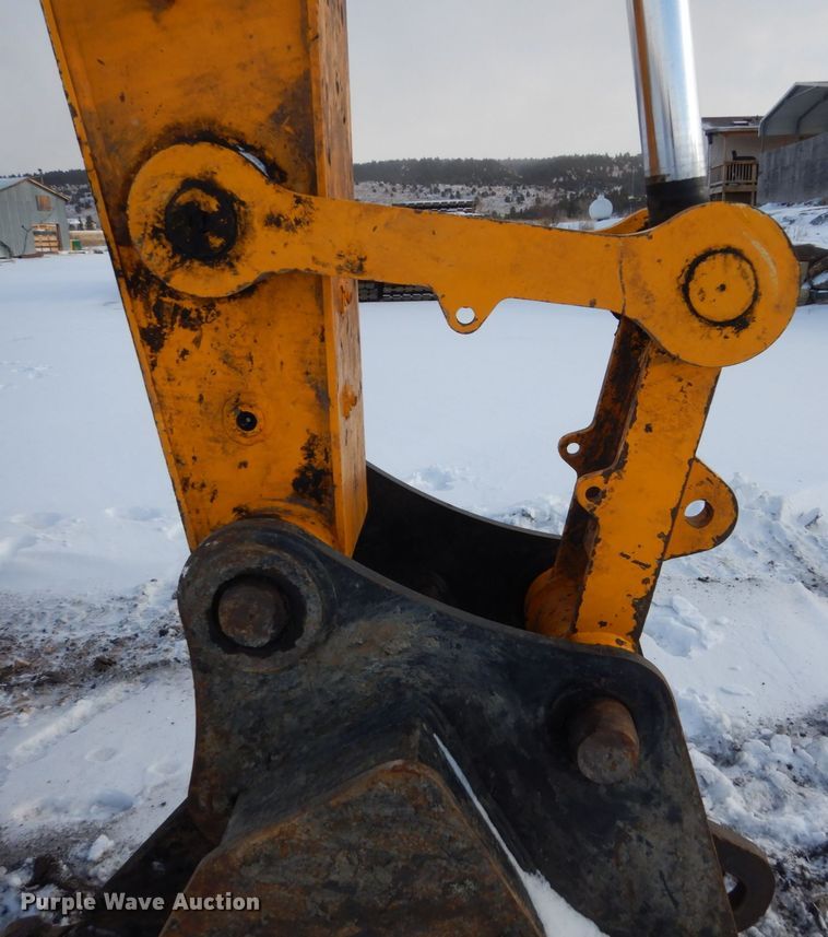 image for item FU9185 2014 JCB JS160 excavator