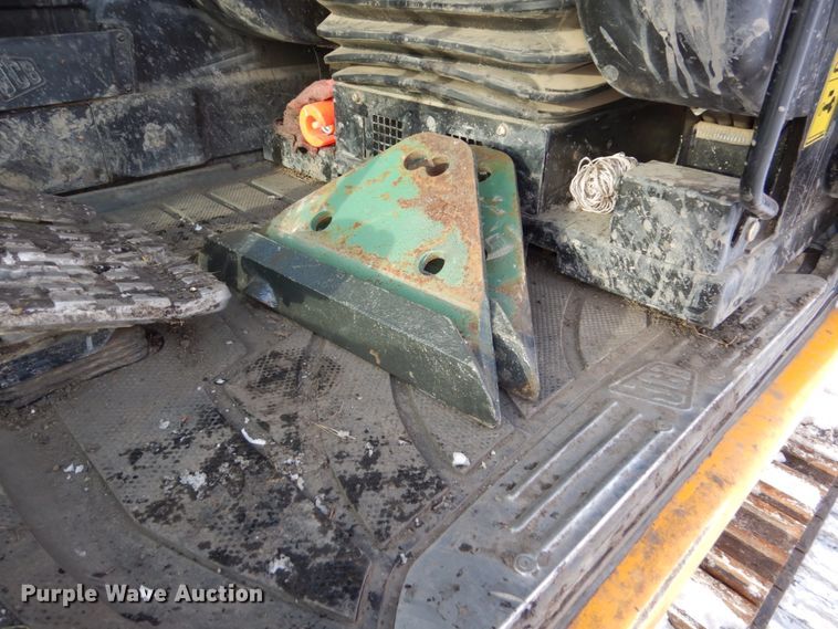 image for item FU9185 2014 JCB JS160 excavator