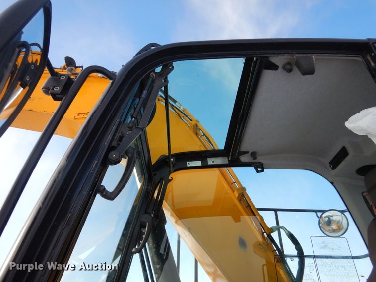 image for item FU9185 2014 JCB JS160 excavator