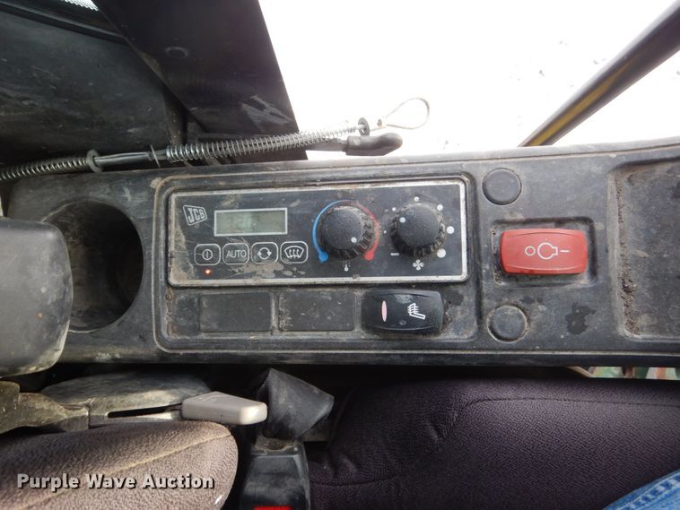 image for item FU9185 2014 JCB JS160 excavator