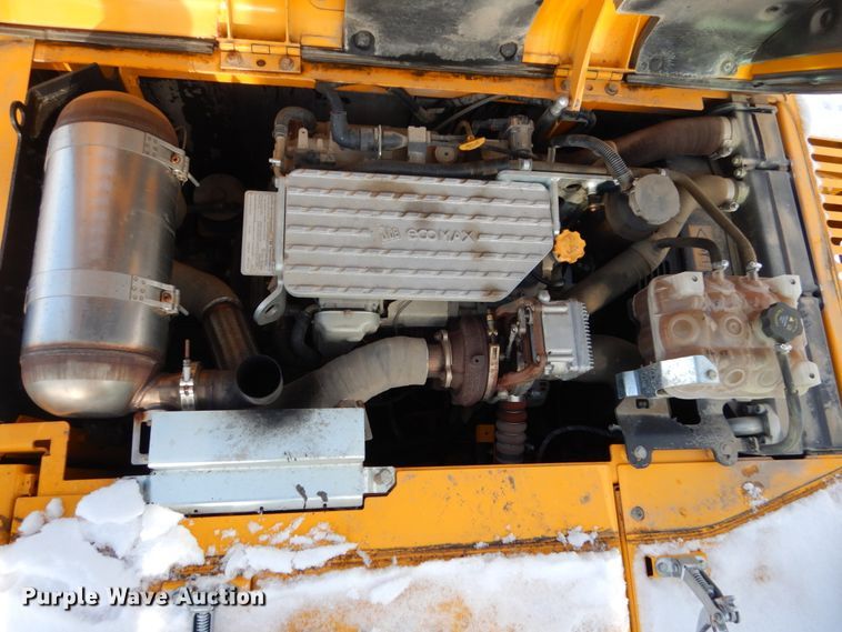 image for item FU9185 2014 JCB JS160 excavator